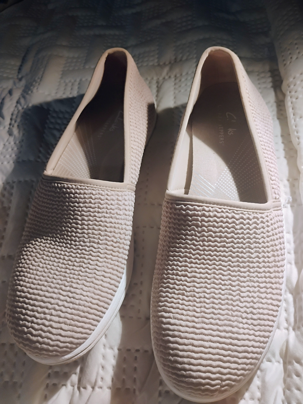 Cloudsteppers by Clarks Women's Slip-On Knit Flats in Blush